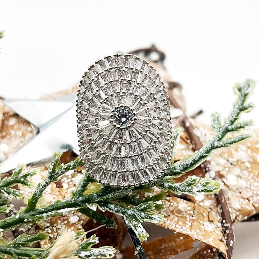 Gypsophila Ring Whispers Elegance Shiny Cubic Zirconia Sparkly Halo Ring